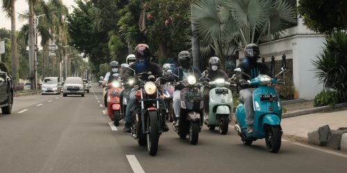 PT Piaggio Indonesia Rayakan Bulan Ramadan Penuh Berbagi dan Kebersamaan bersama Pecinta Otomotif Premium Roda Dua