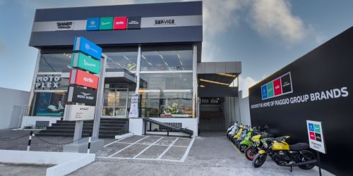 Identifying and capturing the strong trend of premium lifestyle enthusiasts in Sidoarjo, East Java, PT Piaggio Indonesia strengthens its 4 Brand Motoplex Dealer for Piaggio, Vespa, Aprilia, Moto Guzzi